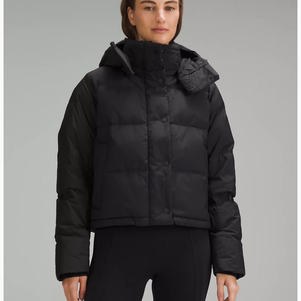 Lululemon Black Wunder Puff Cropped Jacket Size 6 NWT (SOLD OUT ONLINE)